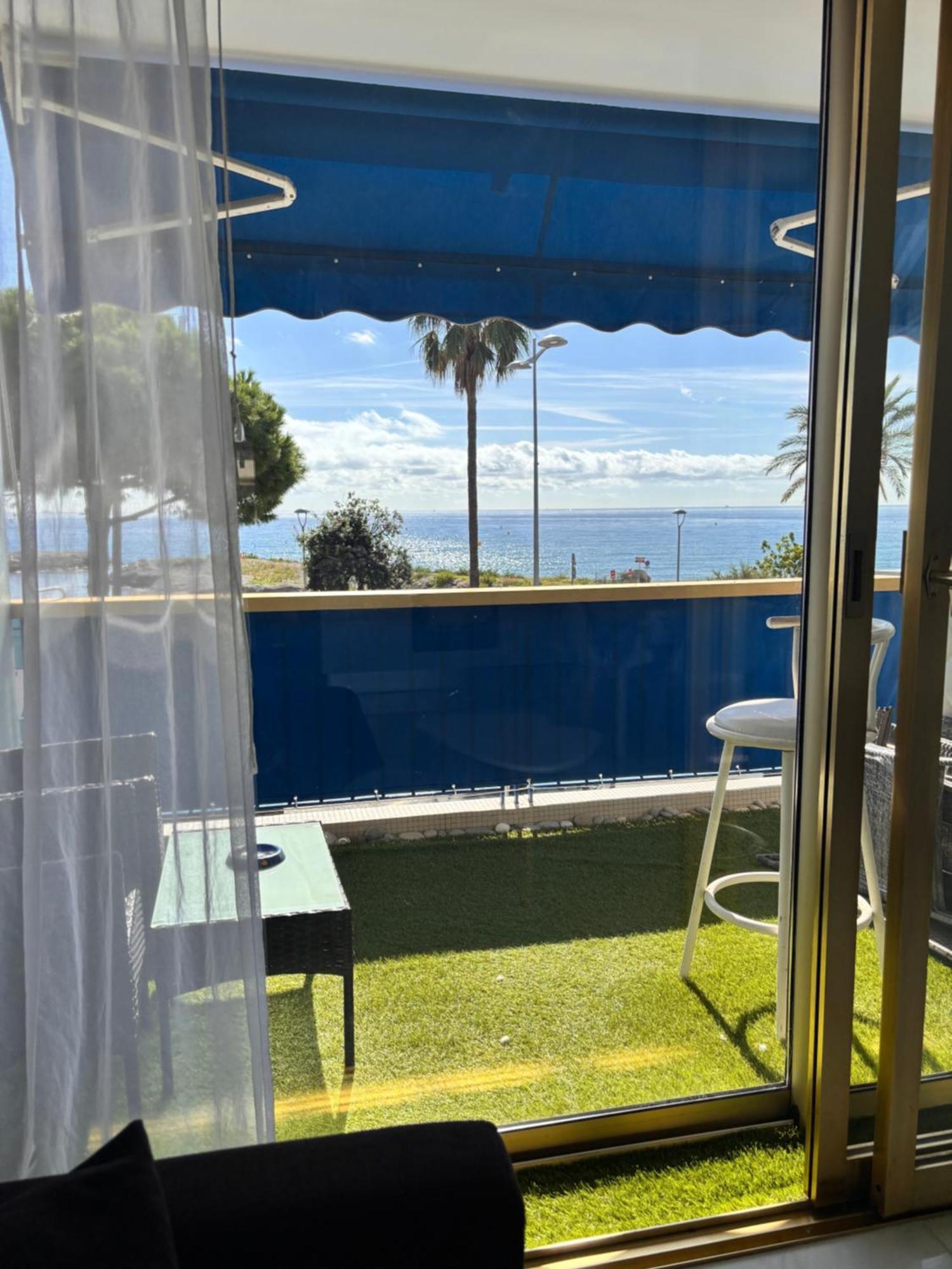 Front De Mer,Plage, Piscine, Parking 滨海卡涅 外观 照片